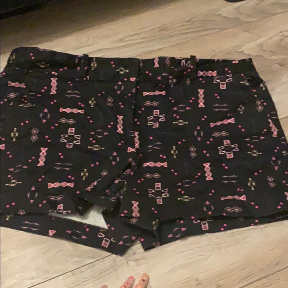Patterned shorts